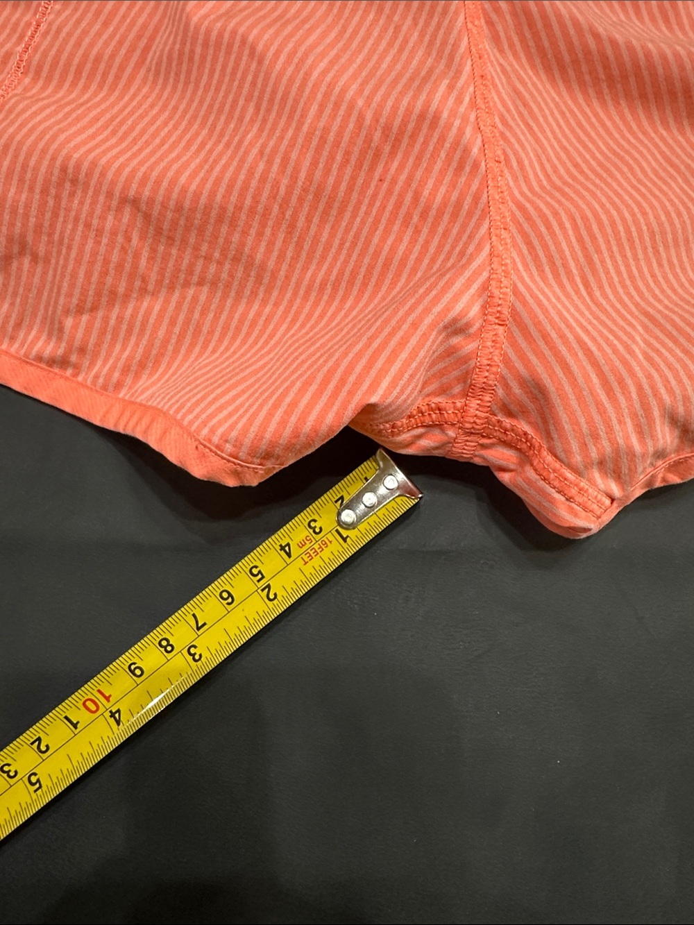 Lululemon shorts - Picture 3 of 6